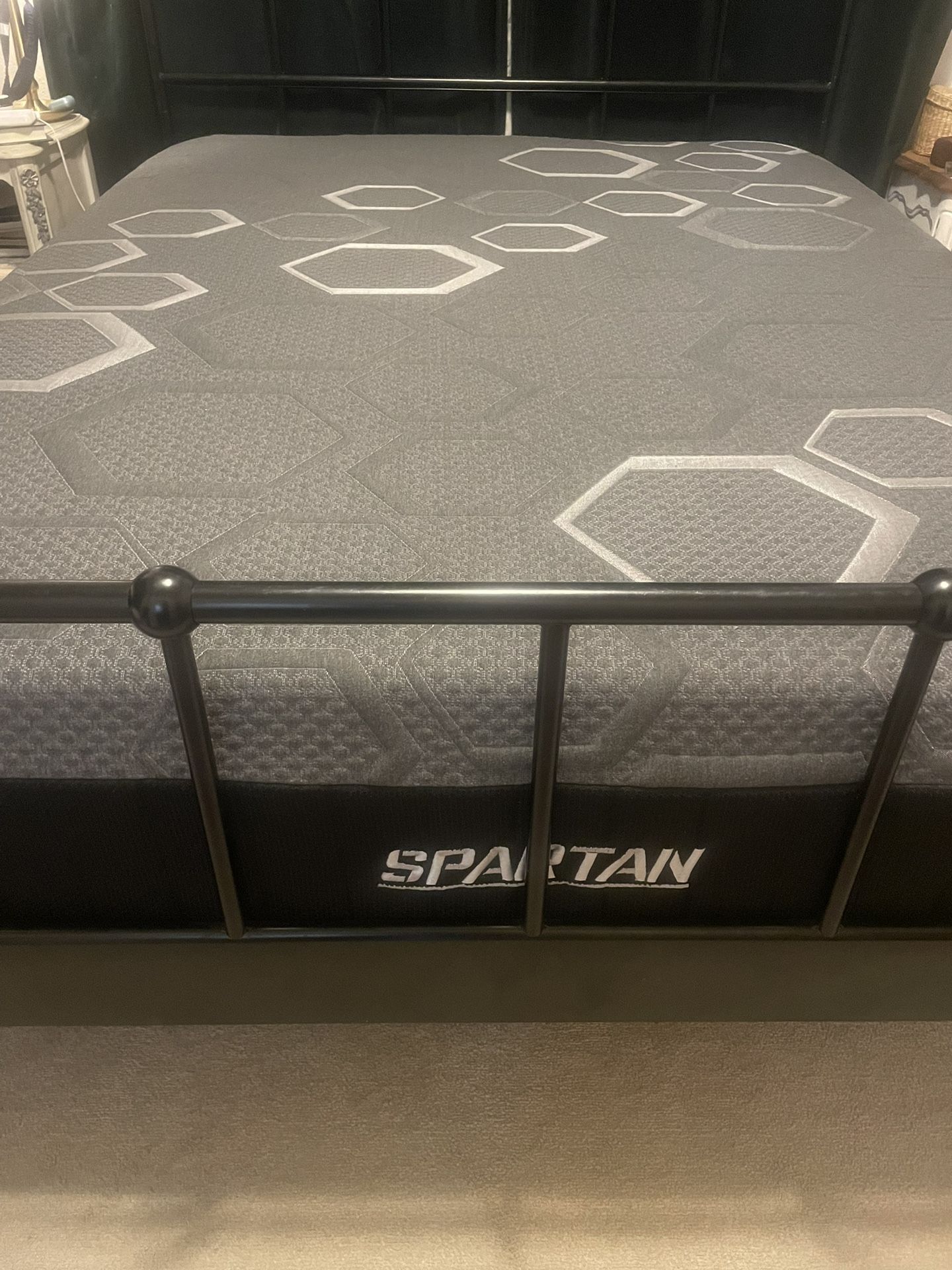 Queen Mattress- Price Reduced!! 