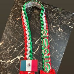 Graduation lei