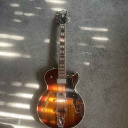 Ivy Les Paul Style hollow body with humbuckers