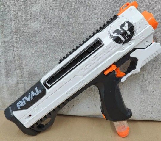 NERF Rival Phantom Corps Helios XVIII-700