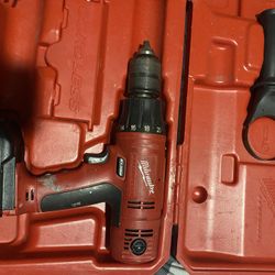 Milwaukee Drill 14.4 Volts
