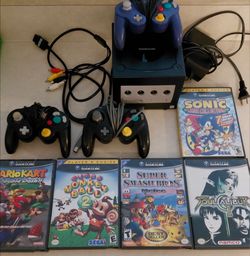 Nintendo GameCube Console Bundle Mario Kart Smash Bros Double Dash with Controllers