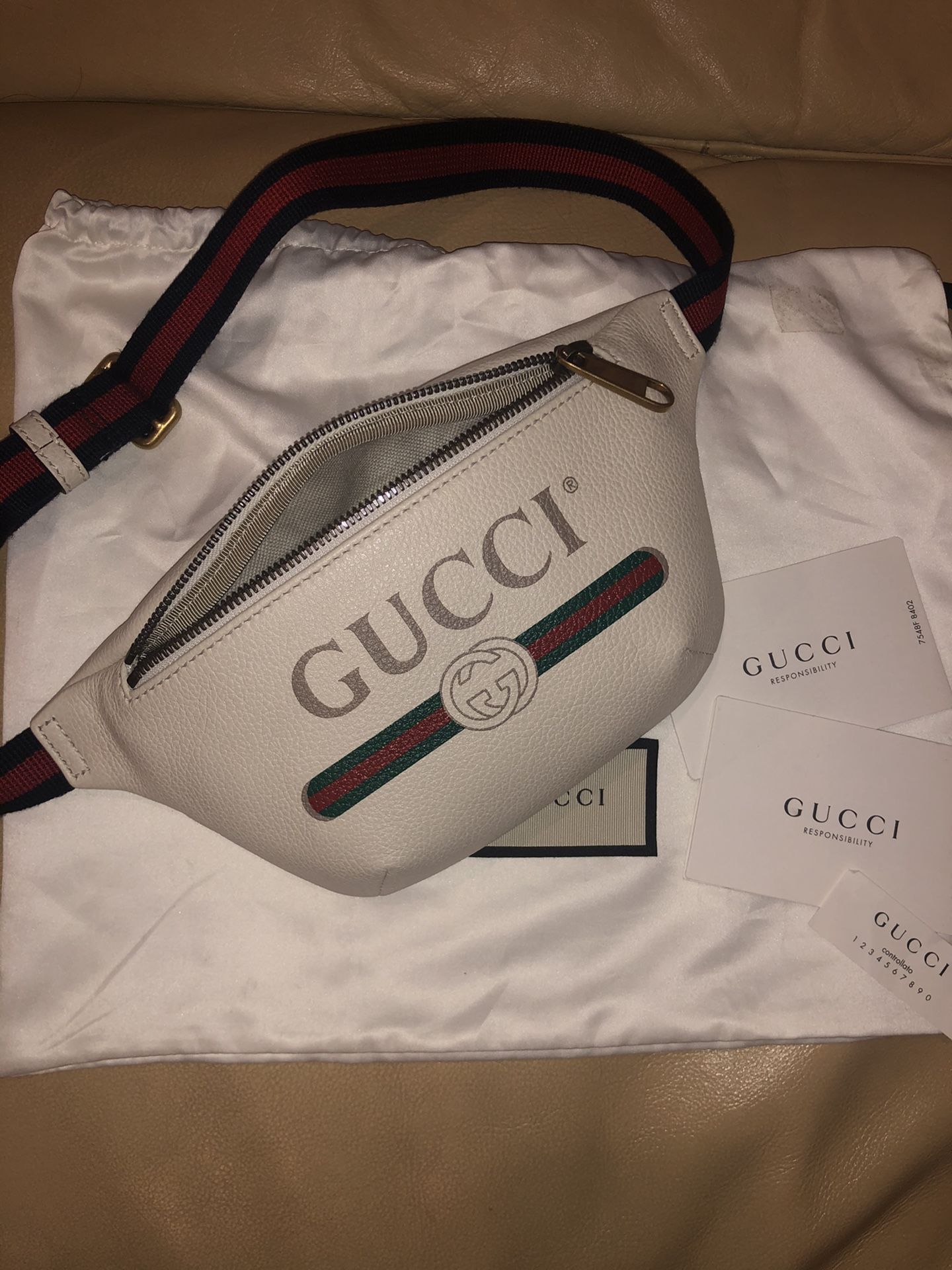 Authentic Gucci small belt bag/ fanny pack