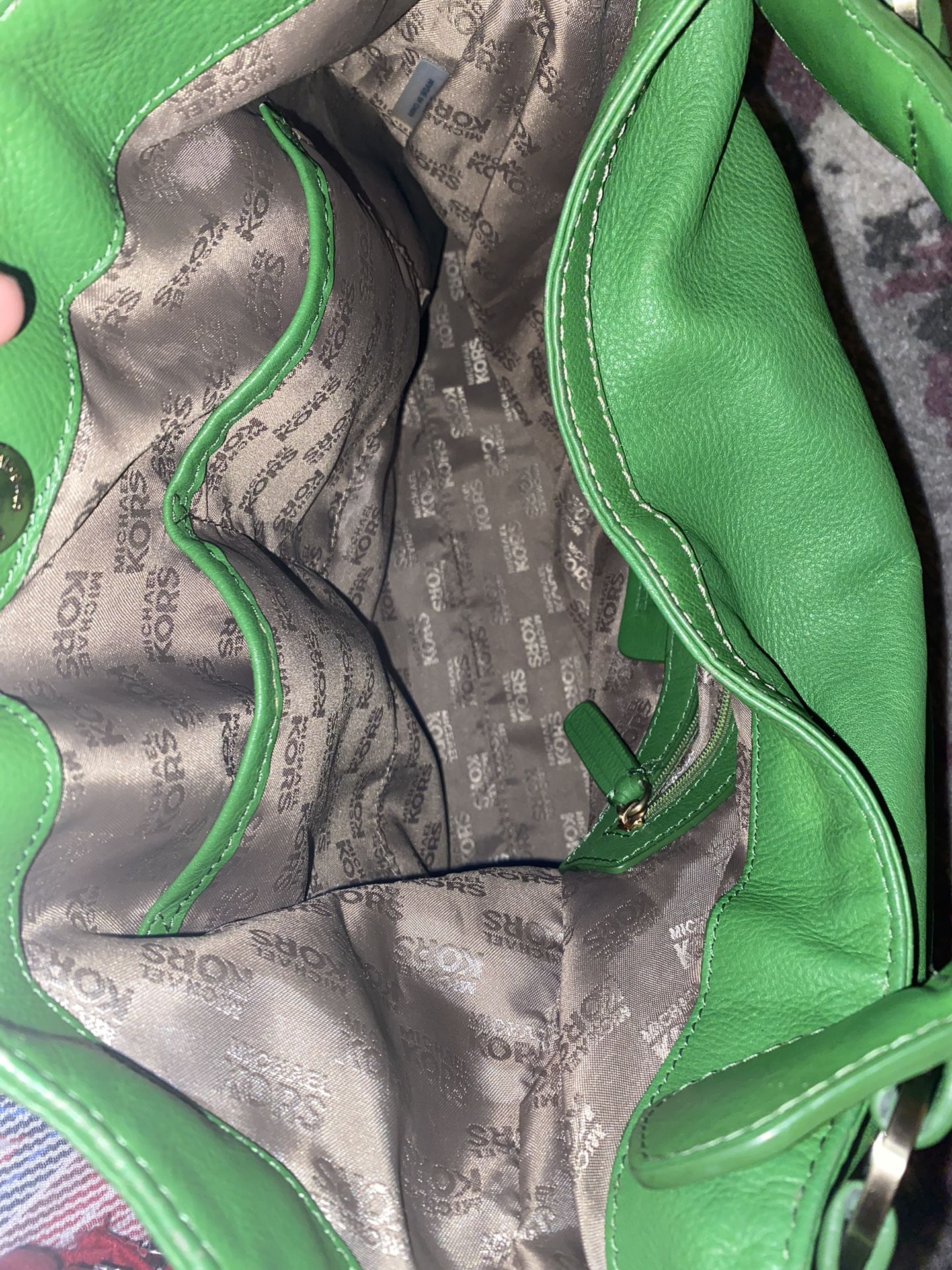 BUNDLE 2PC MICHAEL KORS Tote Shoulder Bag Purse Satchel Double Zip Wallet  Wristlet Racing Green Large Leather for Sale in Northville, MI - OfferUp