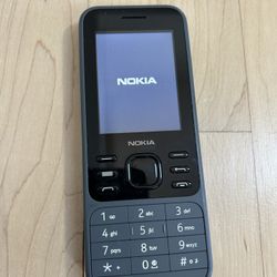 Nokia 6300 4G (2020) – Long Battery Life (~21 days standby time)