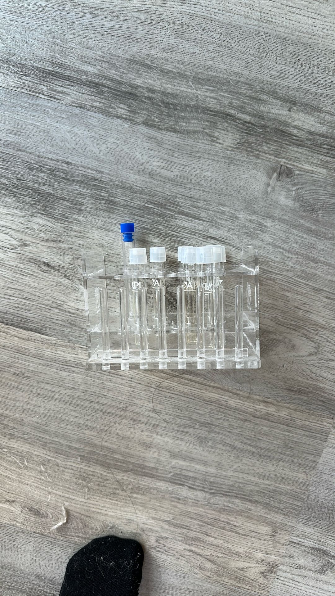 8 Tubes & Tube Rack