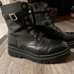 Black Womens Boots 