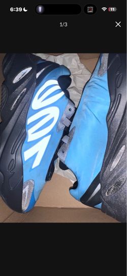 Yeezy 700
