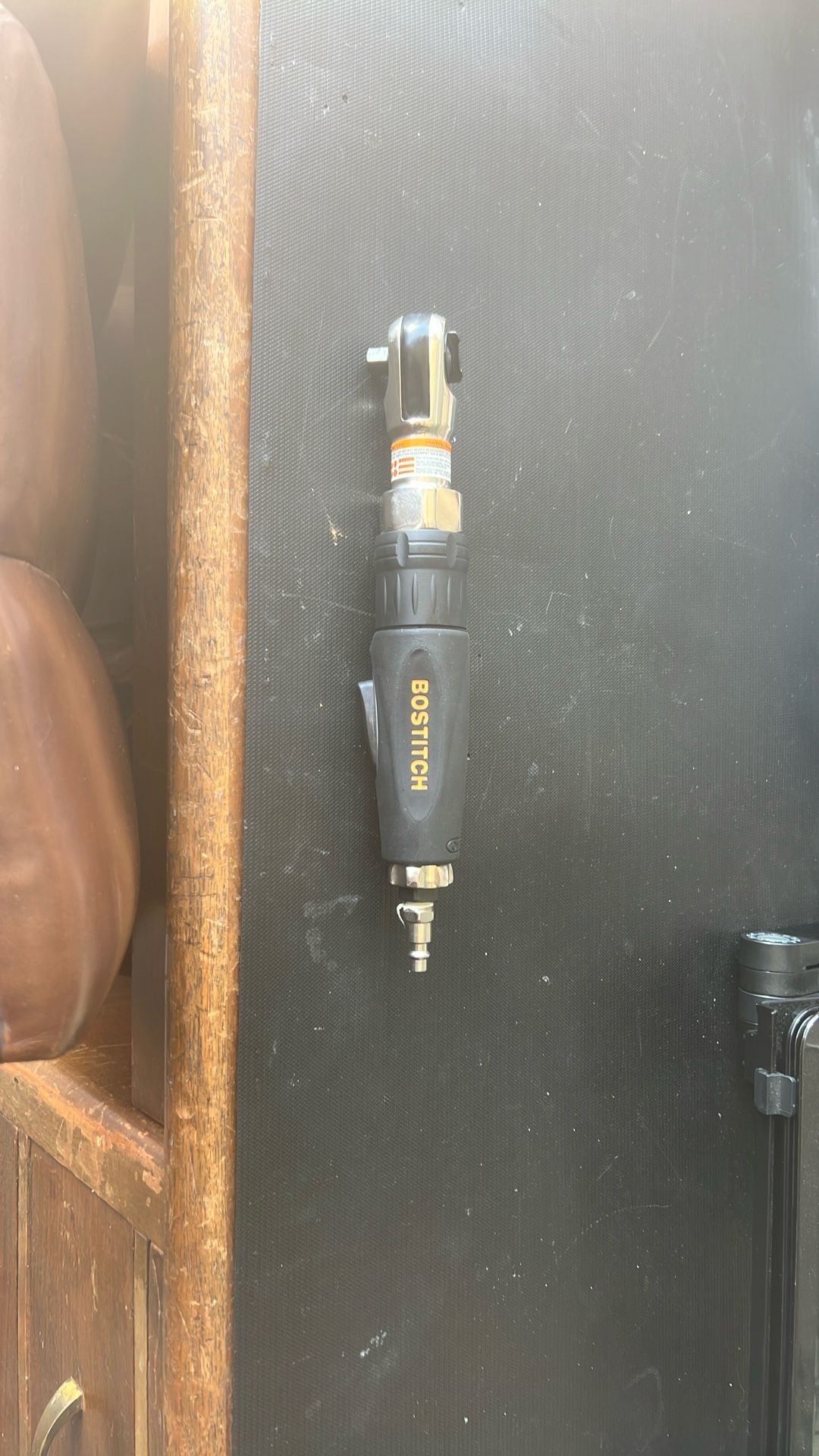 Air ratchet