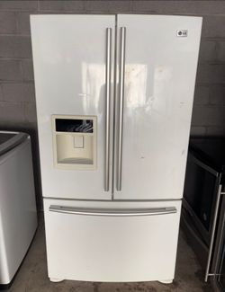 White LG Refrigerator And Freezer
