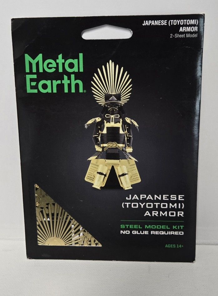 Fascinations Metal Earth Japanese Toyotomi Armor 3D Laser Cut Steel Model Kit