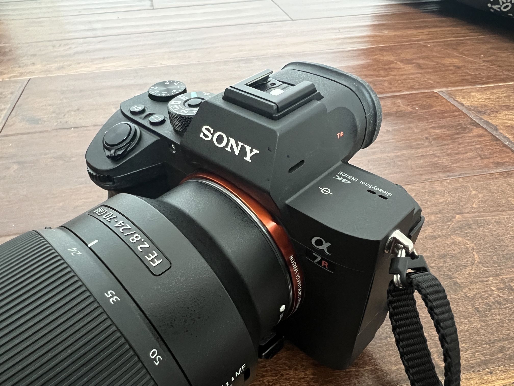 Sony Alpha a7riii Mirroless Digital Camera