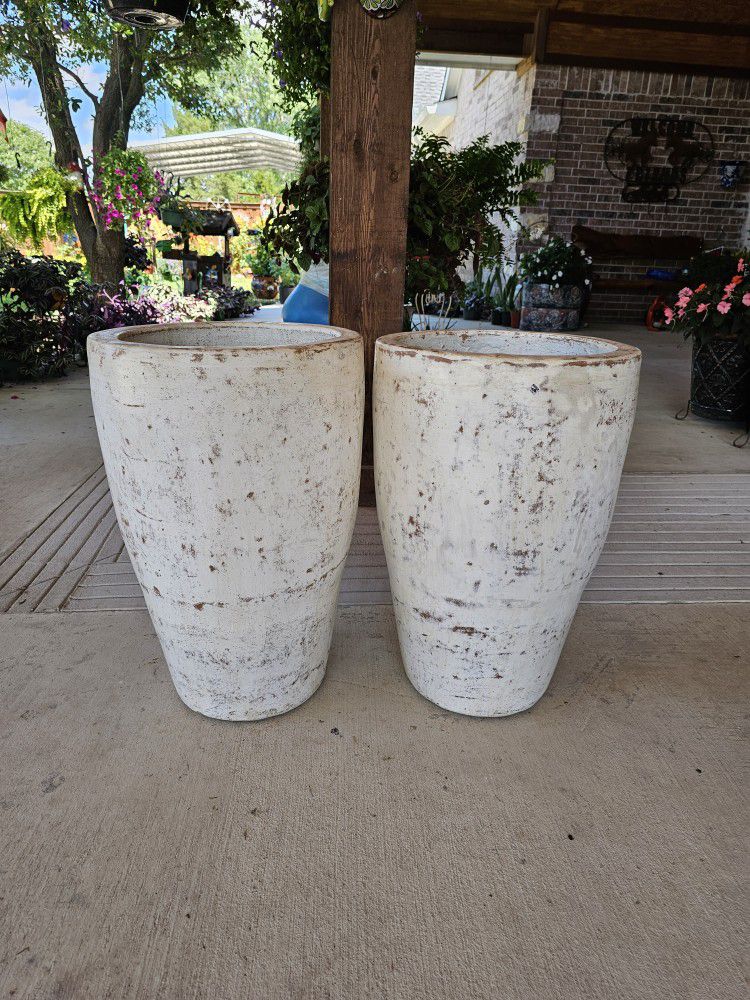 Cone Shape Tall  Clay Pots . (Planters) Plants, Pottery, Talavera $95 cada una.