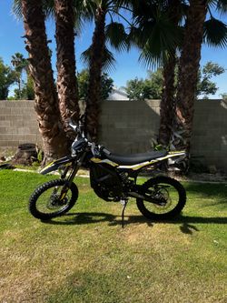2024 Surron Ultra Bee 11 Miles Barely Ridden Electric Dirt Bike