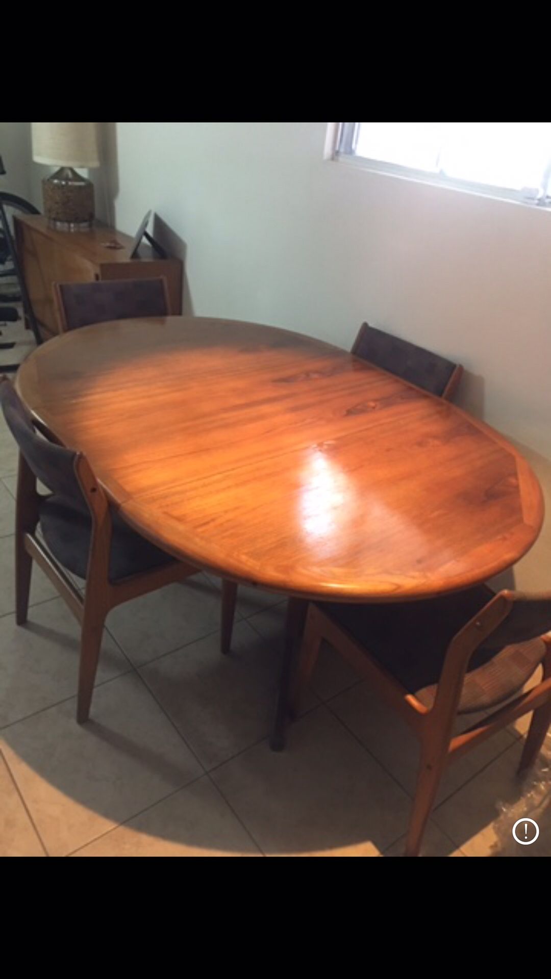 D - Scan Teak Dining Table w/chairs