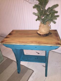 small accent table