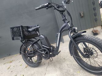 RadExpand 5.   Rad Power Bikes. !!HALF THE COST OF RETAIL!!  Keys/Charger/Battery. READY TO GO AND FRESHLY TUNED UP!