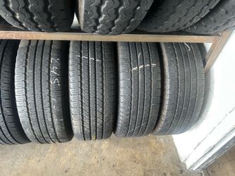 SET OF TIRE 245 70 17 GOODYEAR 85% LIFE