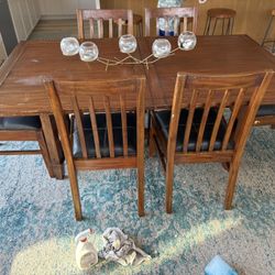 Kitchen Table And 6 Chairs $100