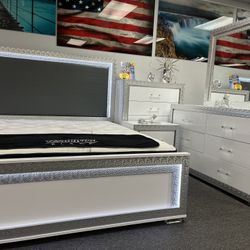 🥳🎉 King Bed Dresser Mirror Night Stand & Chest All LED pieces Floor Sample Clearance Sale $2499 !! 🥳🎉 