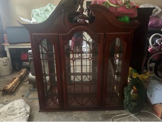 Glass shelf t