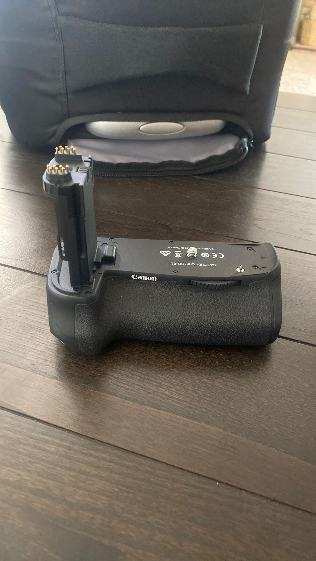 Canon Battery Grip Bg-e21