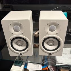 Yamaha HS5 Pair (White)