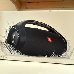 JBL Boombox 2 Black Portable Bluetooth Speaker with Massive Sound, Deepest Bass, IPX7 Waterproof, 24H Playtime, PartyBoost 