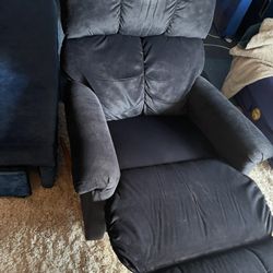 Black Velvet Lazy Boy Recliner $200 Cash Only 