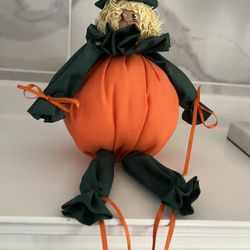 Vintage Polly’s Pals Doll. 