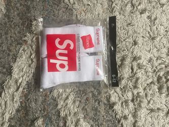 Supreme socks