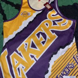 Mitchell & Ness Lakers Jersey L & XL
