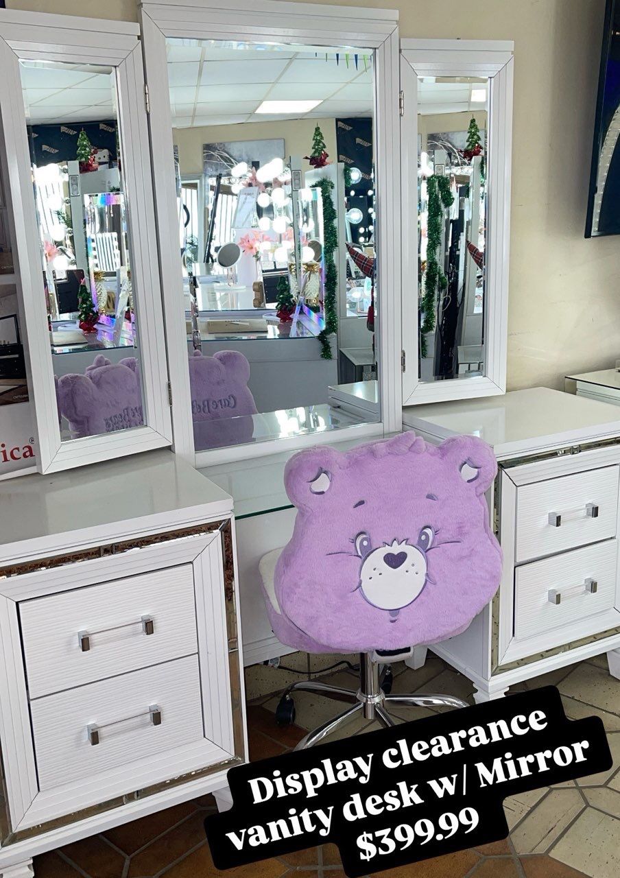 Clearance Vanity Desk & Mirror