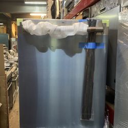 Cafe - 24” Stainless Steel Dishwasher 