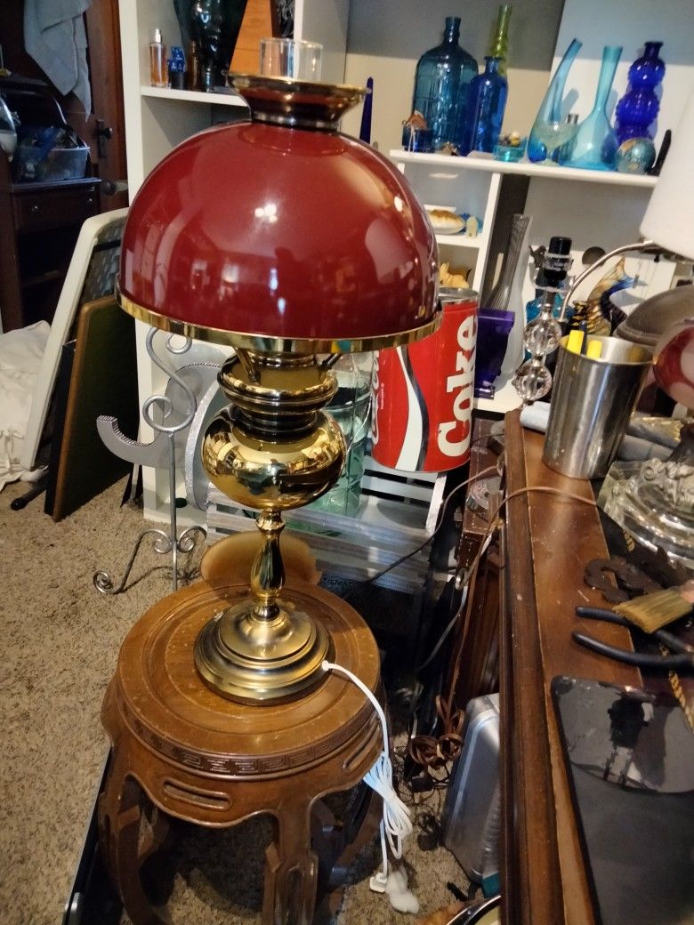Vintage Brass Oil Lamp Table Lamp 