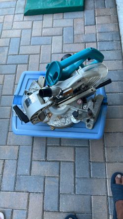 Milwaukee saw