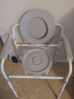 Adjustable & Clean personal Commode