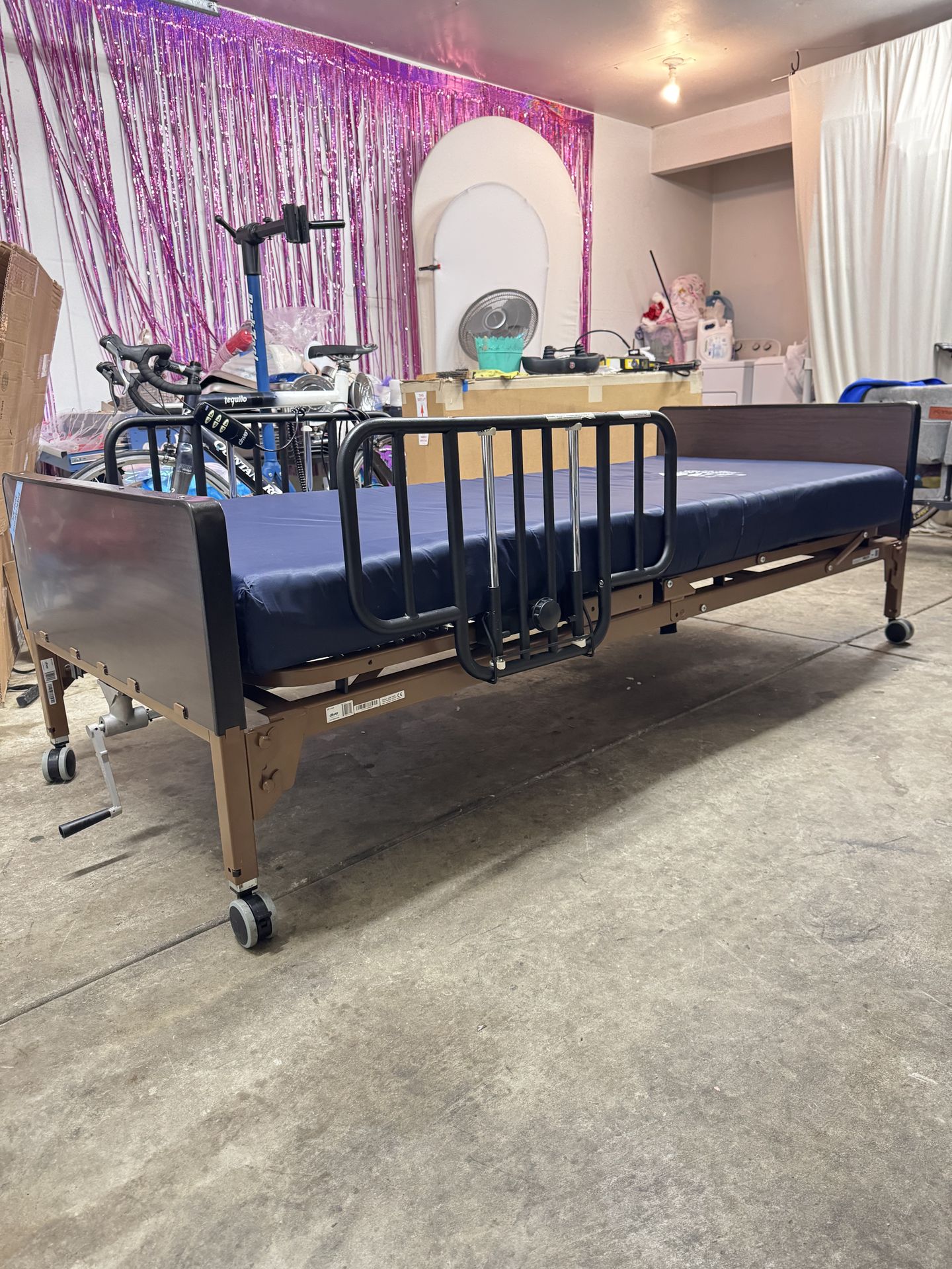 Adjustable electric Twin Bed