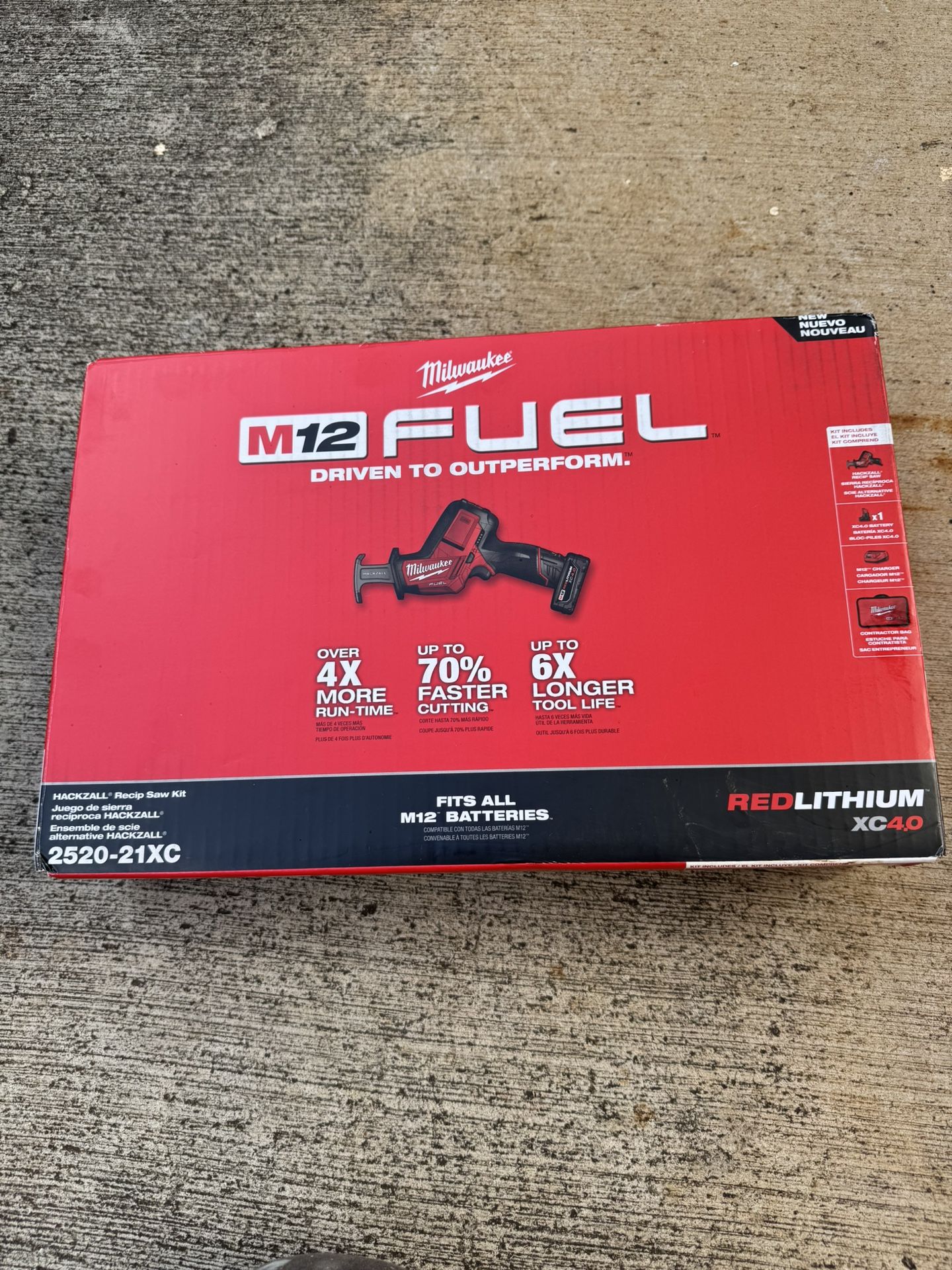 Milwaukee M12 Hacksaw