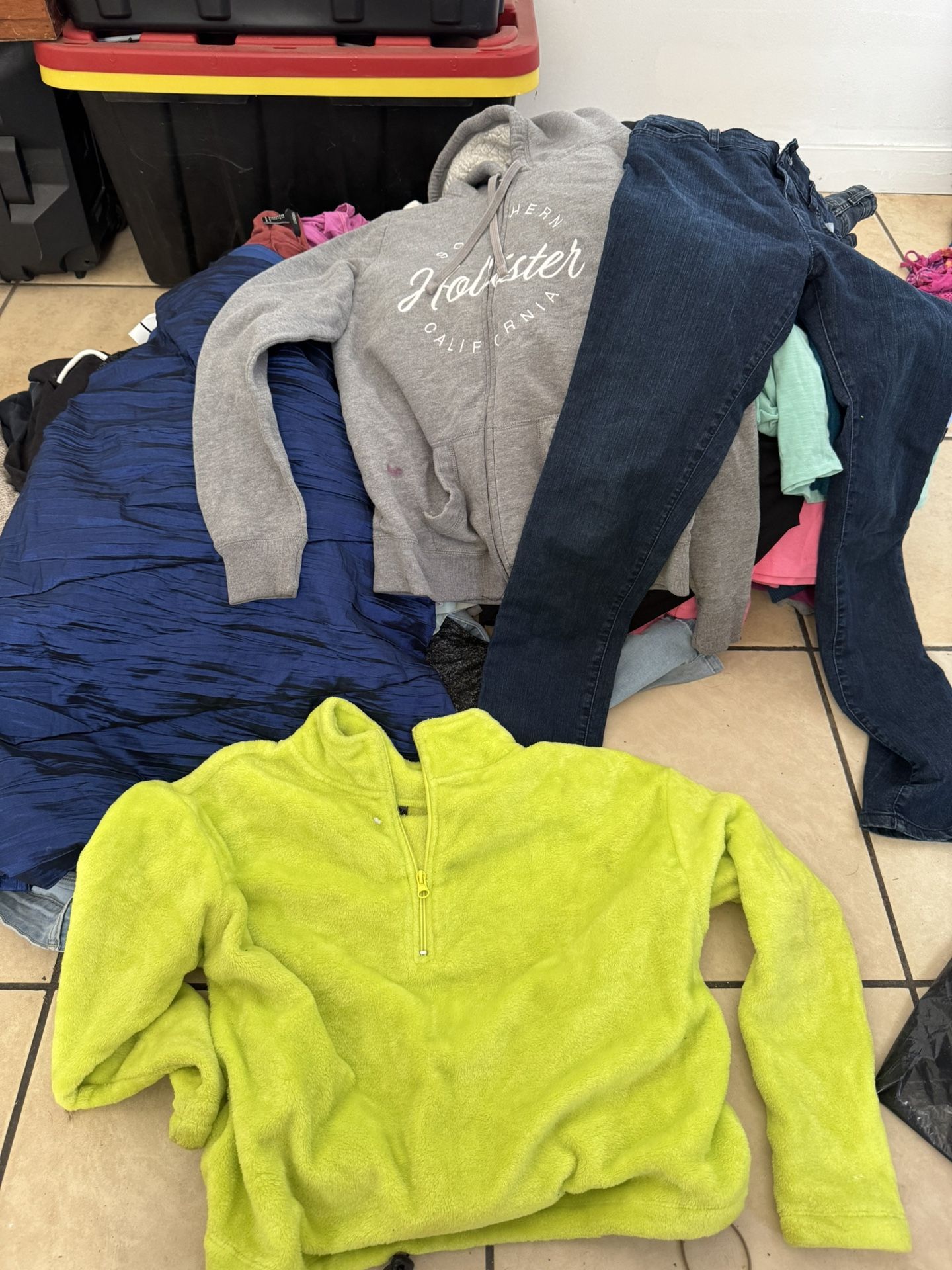 lots Of Clothes Women’s One Dollar Each