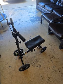 Knee scooter