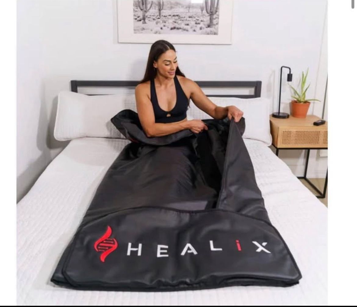 HEALIX Infrared Sauna New