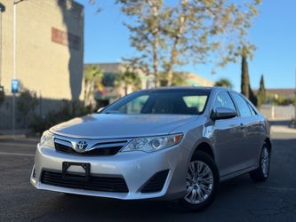 2014 Toyota Camry Hybrid