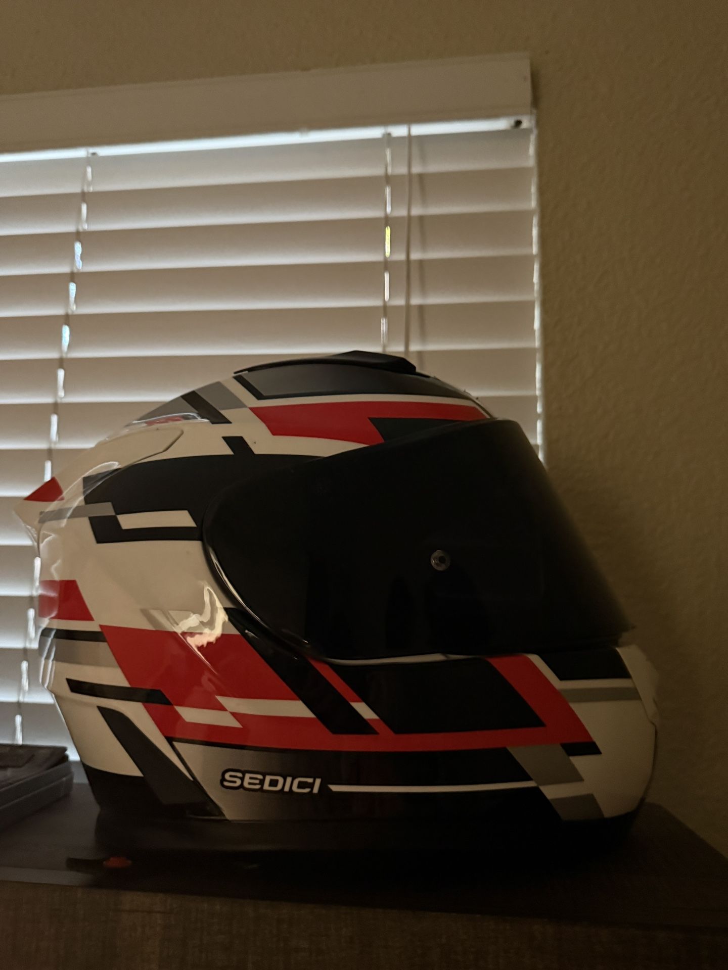 Size Small Sedici Helmet