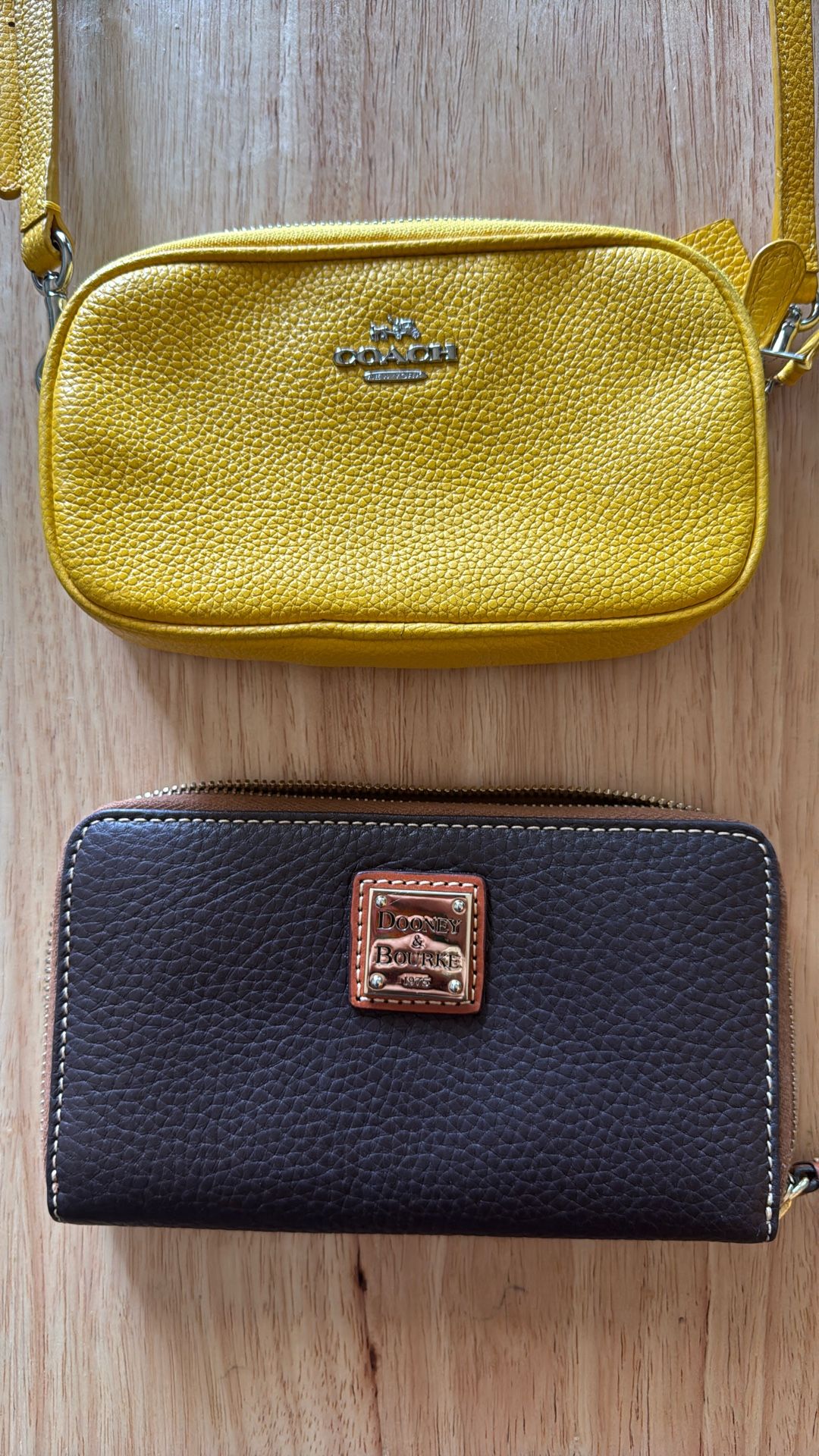 Coach handbag/Dooney & Bourke Wallet