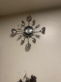 Kitchen clock
