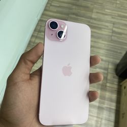 iPhone 15 Plus