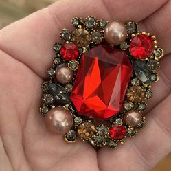 Valentines Square Ruby Red Brooch W/ Faux Pearls And Crystals Gold Tone Red