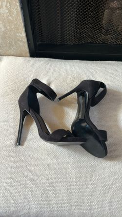 High Heels  Black Size 7