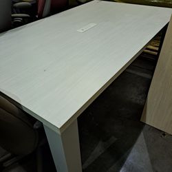 large table with power